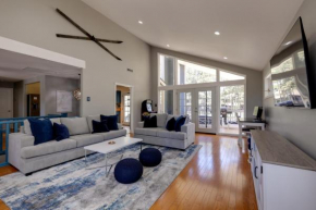 Flagstaff Home with Patio and Fire Pit 4 Mi to Town!